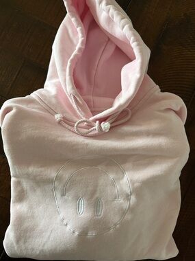 Sun-kissed Coconut Pink Hoodie with Embroidered Smiley size L.